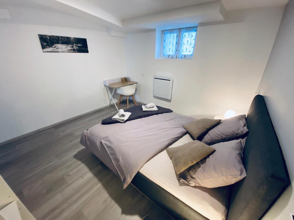 Appartement Moderne et Parking Privé Toul Extérieur photo