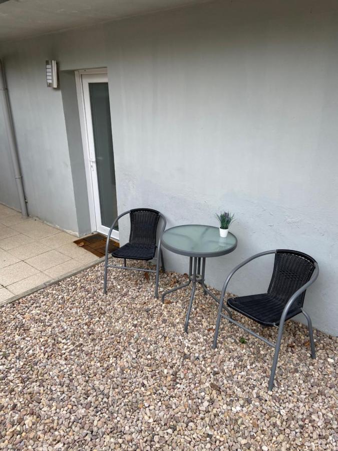 Appartement Moderne et Parking Privé Toul Extérieur photo