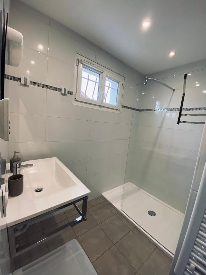 Appartement Moderne et Parking Privé Toul Extérieur photo
