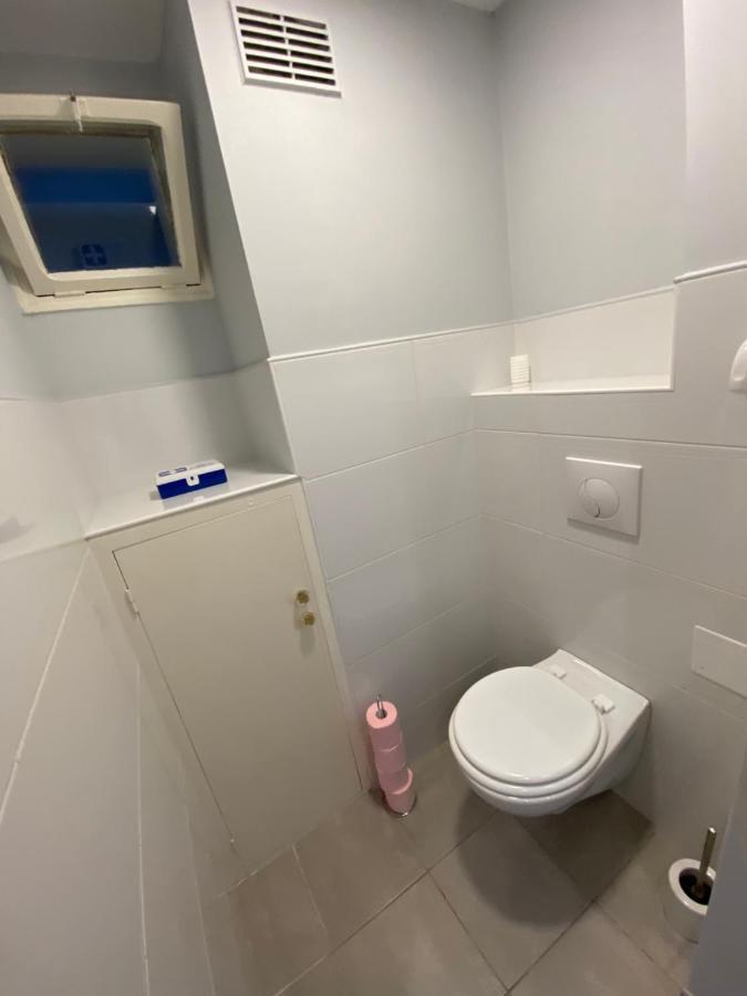 Appartement Moderne et Parking Privé Toul Extérieur photo