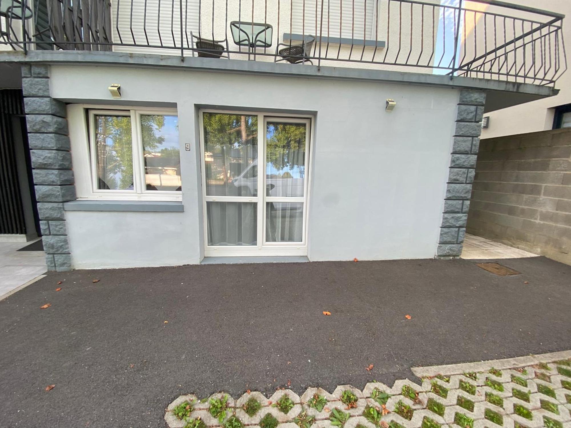 Appartement Moderne et Parking Privé Toul Extérieur photo